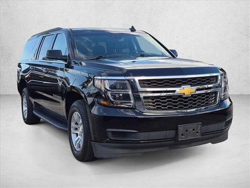 Used 2019 Chevrolet Suburban LT AWD/4WD image 3