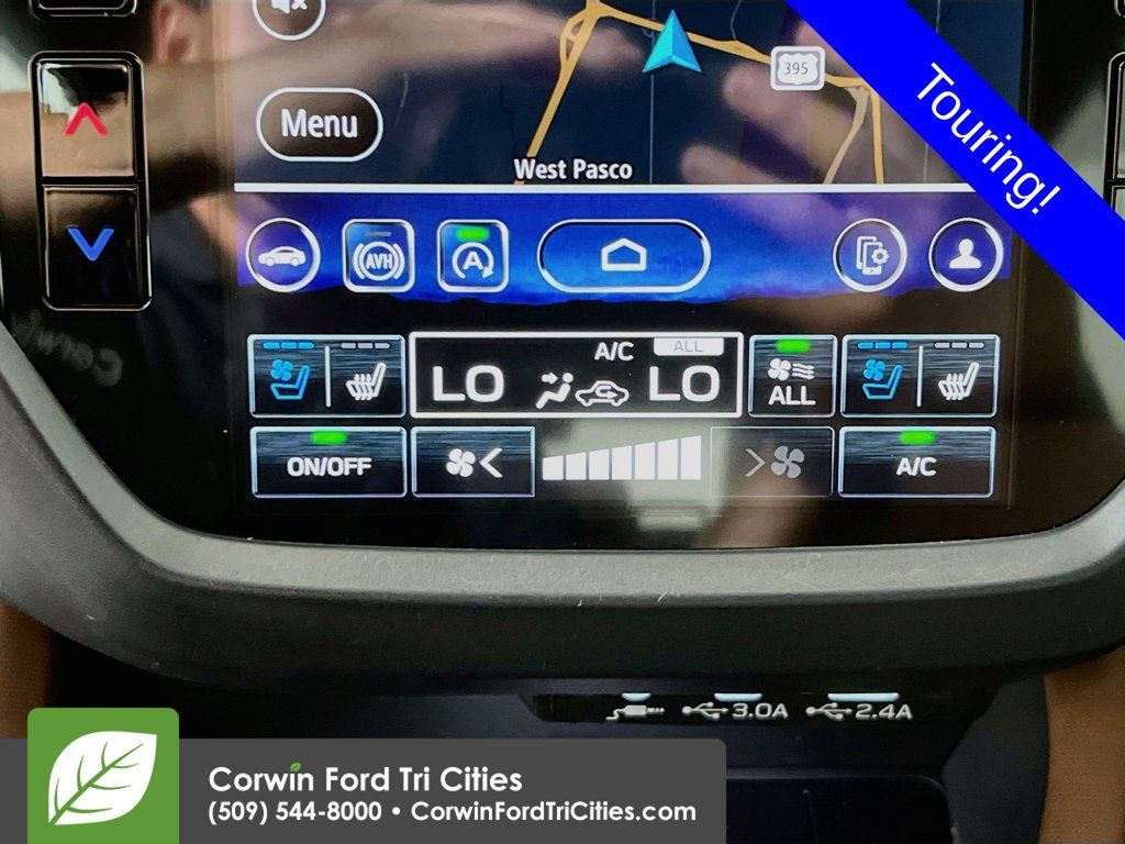 Used 2025 Subaru Forester Touring AWD/4WD image 9