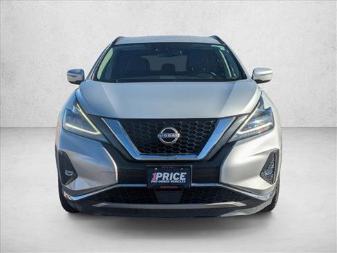 Used 2023 Nissan Murano SV image 2