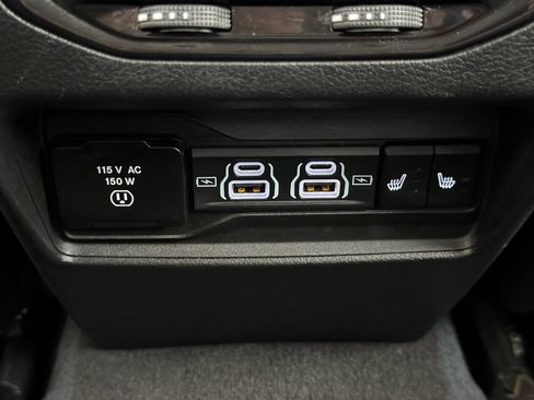 Used 2022 Jeep Grand Cherokee Limited RWD image 12