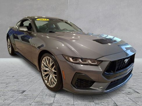 Used 2024 Ford Mustang GT Premium RWD image 3