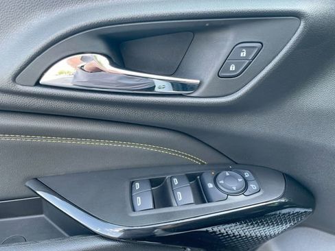 Used 2025 Chevrolet Trax ACTIV w/ Driver Confidence Package image 11