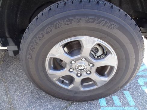 Used 2025 Ford Bronco Big Bend AWD/4WD image 11