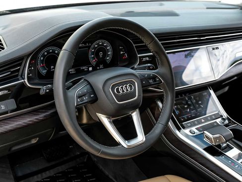 Used 2025 Audi Q7 2.0T Premium Plus w/ Premium Plus Package AWD/4WD image 19