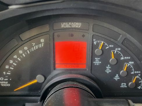 Used 1996 Chevrolet Corvette Coupe RWD image 11