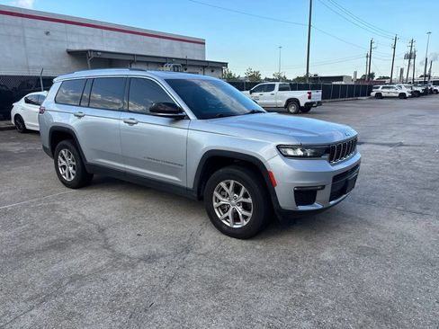 Used 2021 Jeep Grand Cherokee L Limited AWD/4WD image 3