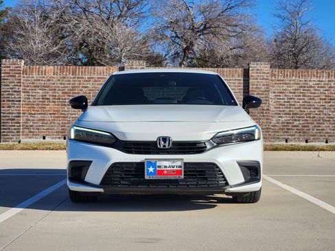 Certified 2022 Honda Civic Sport image 2