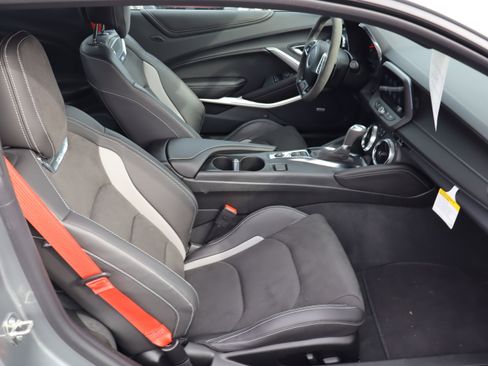 Used 2024 Chevrolet Camaro SS image 31