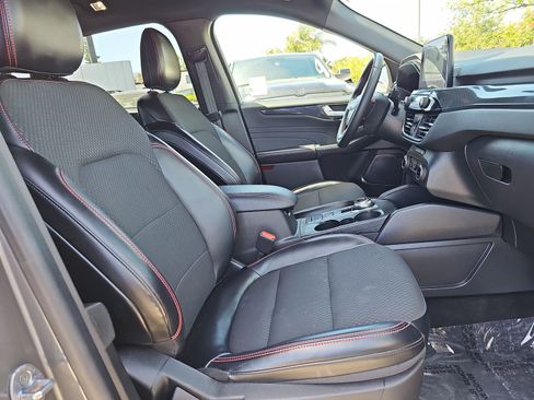 Used 2024 Ford Escape ST-Line AWD/4WD image 10