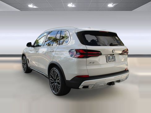 New 2026 BMW X5 xDrive40i AWD/4WD image 3