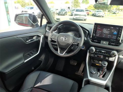 Used 2022 Toyota RAV4 XSE w/ Weather Package image 11