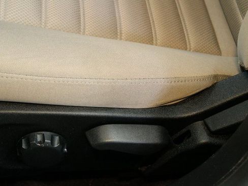 Used 2017 Ford Fusion S image 16