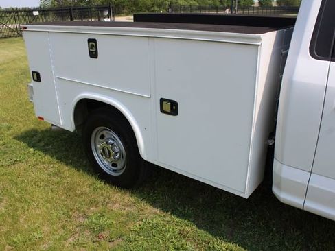 Used 2018 Ford F250 XL w/ Power Equipment Group image 7