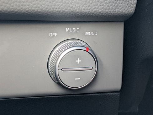 Certified 2017 Kia Soul + w/ Audio Package image 18