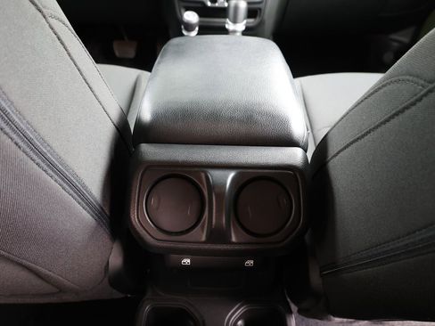Used 2023 Jeep Wrangler Unlimited Sport AWD/4WD image 24