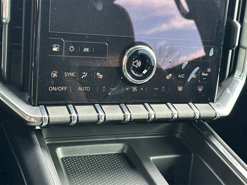 New 2025 GMC Acadia Elevation image 20