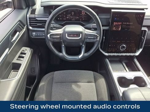 Used 2025 GMC Acadia Elevation AWD/4WD image 3