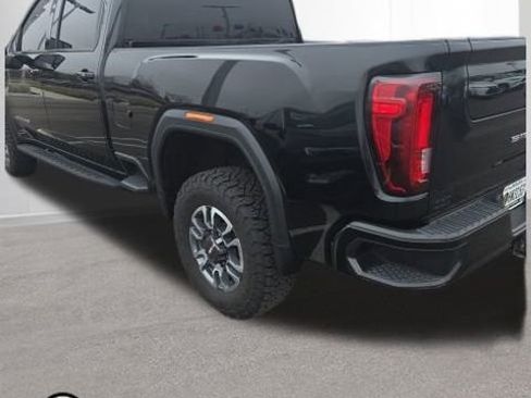 Used 2021 GMC Sierra 2500 AT4 image 10