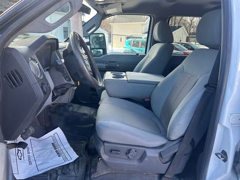 Used 2011 Ford F250 XLT w/ XLT Interior Pkg image 16