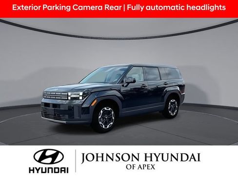 Used 2025 Hyundai Santa Fe SE AWD/4WD image 4