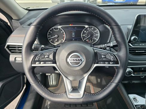 Used 2020 Nissan Altima 2.5 SR FWD image 22