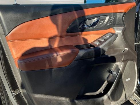 Used 2019 Chevrolet Traverse High Country image 21