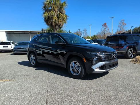 New 2026 Hyundai Tucson SE image 9