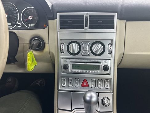 Used 2005 Chrysler Crossfire Limited image 27