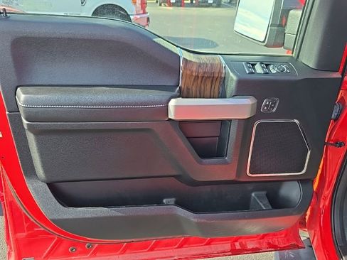 Used 2019 Ford F150 Lariat AWD/4WD image 7