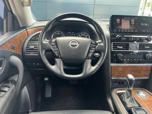 Used 2023 Nissan Armada SL image 14