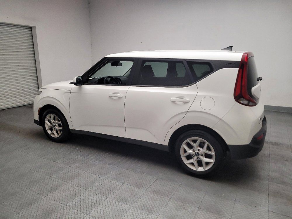 Used 2022 Kia Soul LX w/ Technology Package FWD image 3