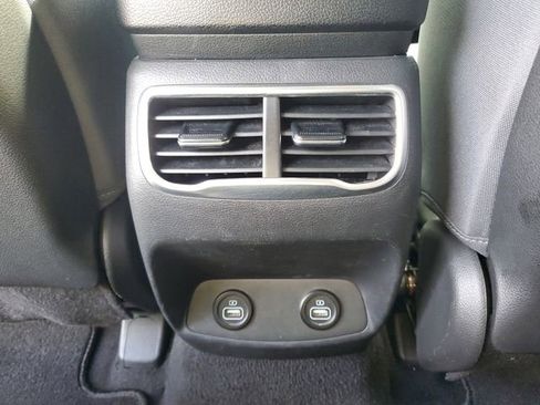 Used 2022 Hyundai Santa Fe XRT image 11