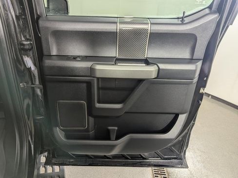 Used 2018 Ford F150 Raptor w/ Equipment Group 802A Luxury image 18