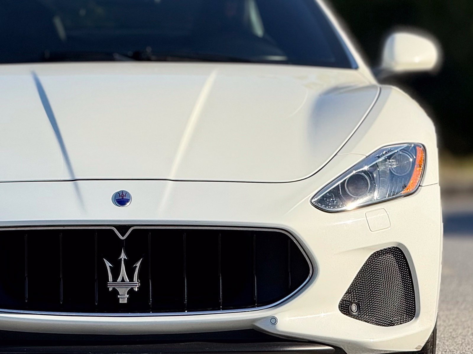 Used 2018 Maserati GranTurismo Sport RWD image 15