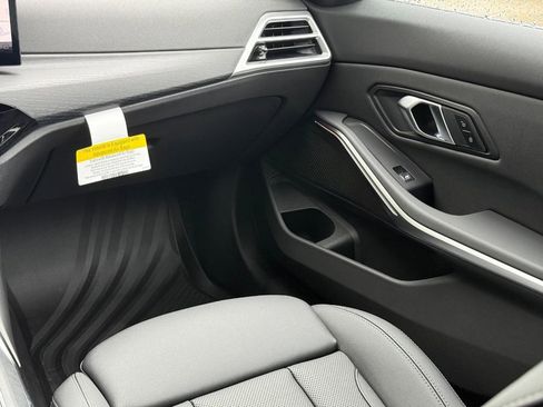 New 2026 BMW 330i xDrive Sedan w/ Convenience Package image 10