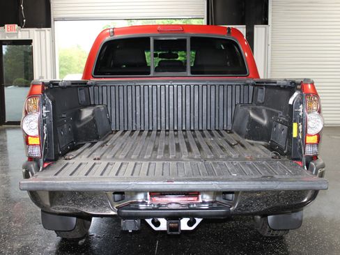 Used 2011 Toyota Tacoma PreRunner w/ SR5 Pkg #2 RWD image 28