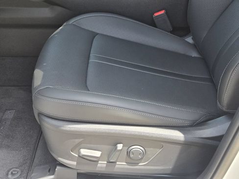 New 2026 Kia Sorento S w/ S Panoramic Sunroof Package FWD image 17