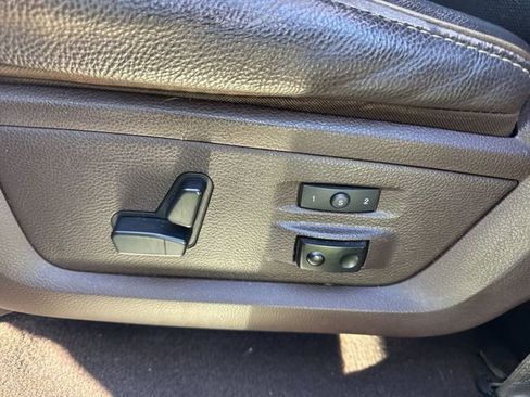 Used 2017 RAM 3500 Laramie Longhorn image 12