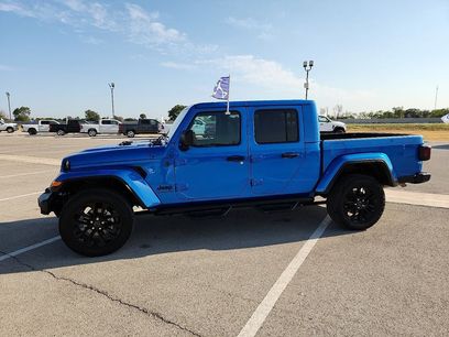 Used 2024 Jeep Gladiator Sport