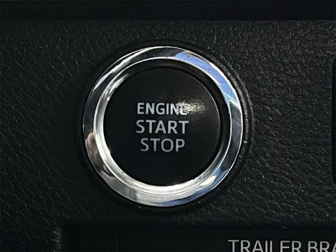 Used 2020 Toyota Tundra Platinum image 19