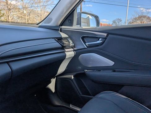 Used 2025 Acura RDX SH-AWD w/ Advance Package image 32