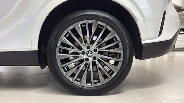 Used 2024 Lexus RX 350 AWD w/ Convenience Package image 10