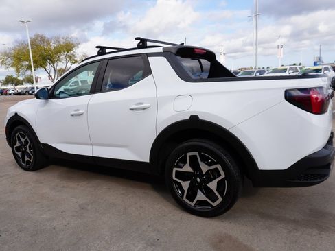 Used 2022 Hyundai Santa Cruz Limited image 4