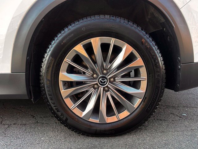 Used 2024 MAZDA CX-90 3.3 Turbo w/ Preferred Package AWD/4WD image 34