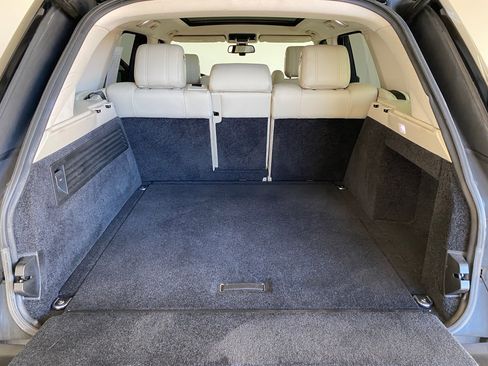 Used 2014 Land Rover Range Rover Supercharged image 31