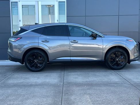 Certified 2025 Nissan Murano SV AWD/4WD image 2