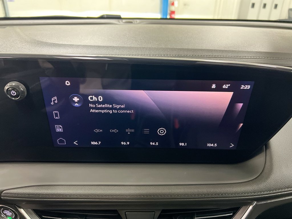 Used 2024 Buick Encore GX Preferred AWD/4WD image 14