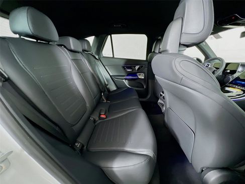 New 2026 Mercedes-Benz GLC 300 4MATIC image 24