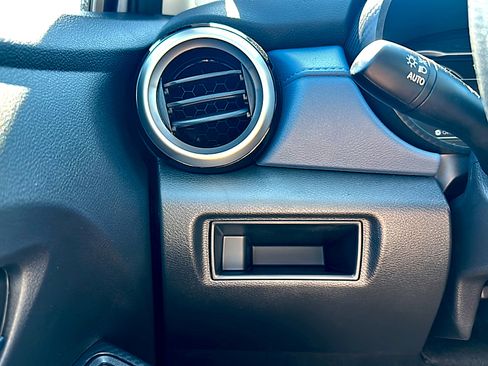 New 2025 Nissan Versa SV w/ Trunk Package image 25