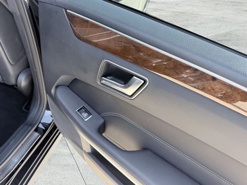 Used 2014 Mercedes-Benz E 350 Sedan image 64